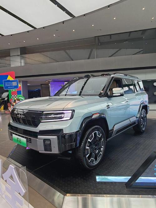 深圳坪山区迅润翰企业管理咨询比亚迪方程豹硬派越野的爆款，英菲尼迪35周年与你共成长