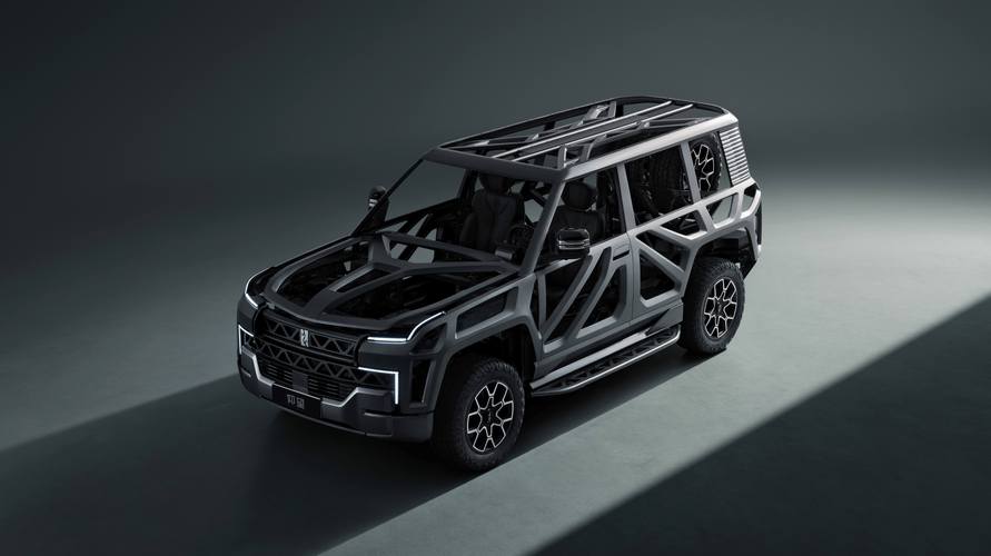 深圳坪山区迅润翰企业管理咨询仰望U8硬派越野的科技魅力，国能汽车对传统燃油车市场的冲击